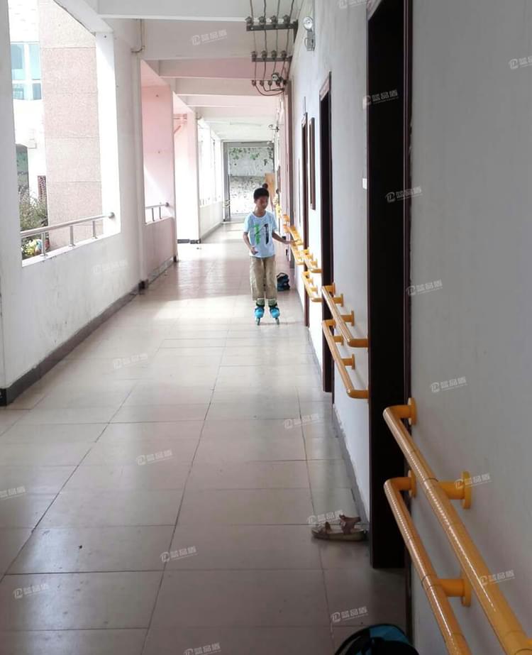 玉林特殊學(xué)?？繅Ψ鍪?.jpg